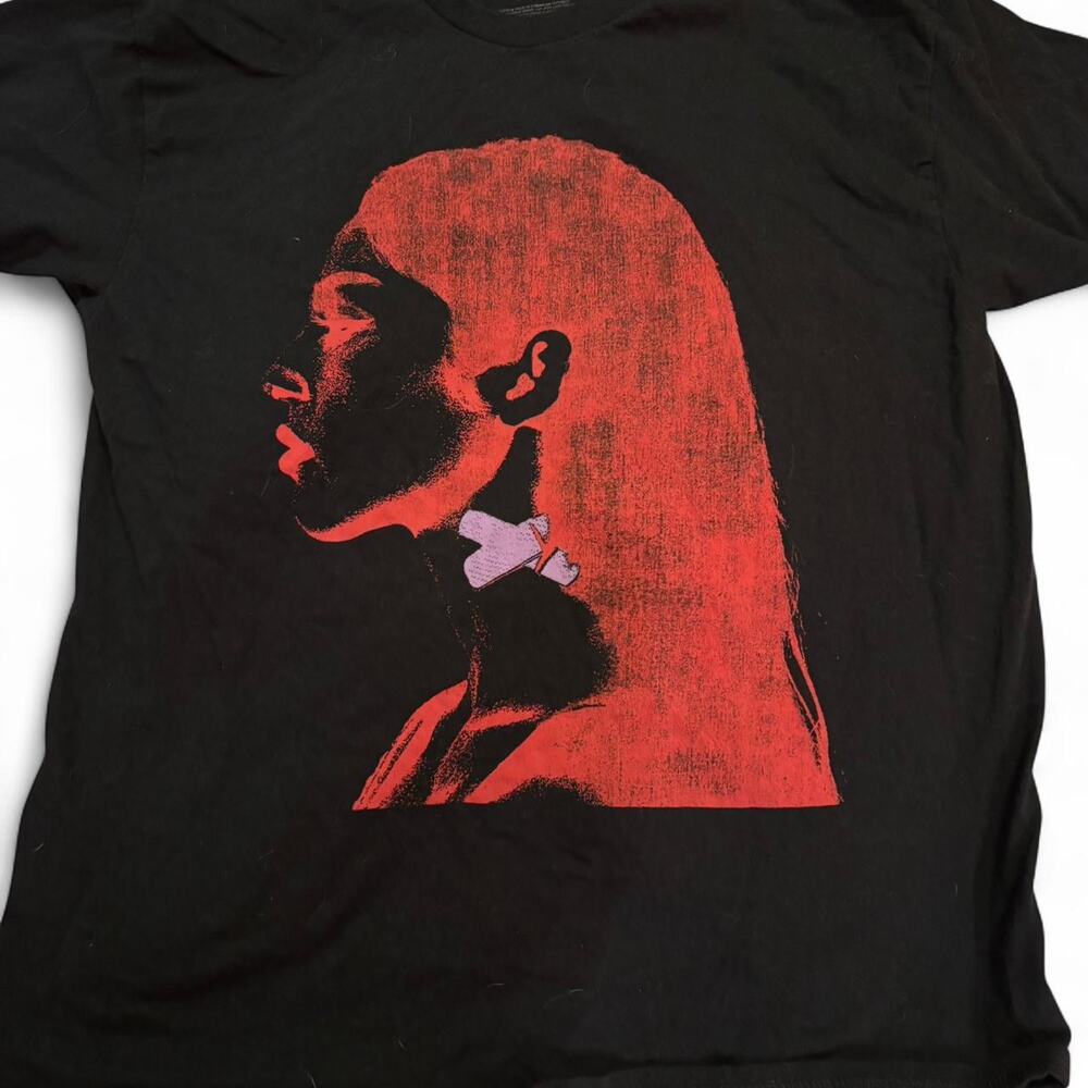 Olivia Rodrigo Vampire tour merch t shirt, large